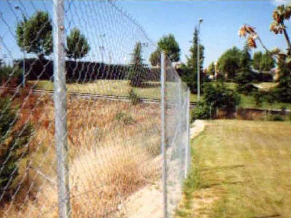 Cerramiento metálico (H= 2,00 m)